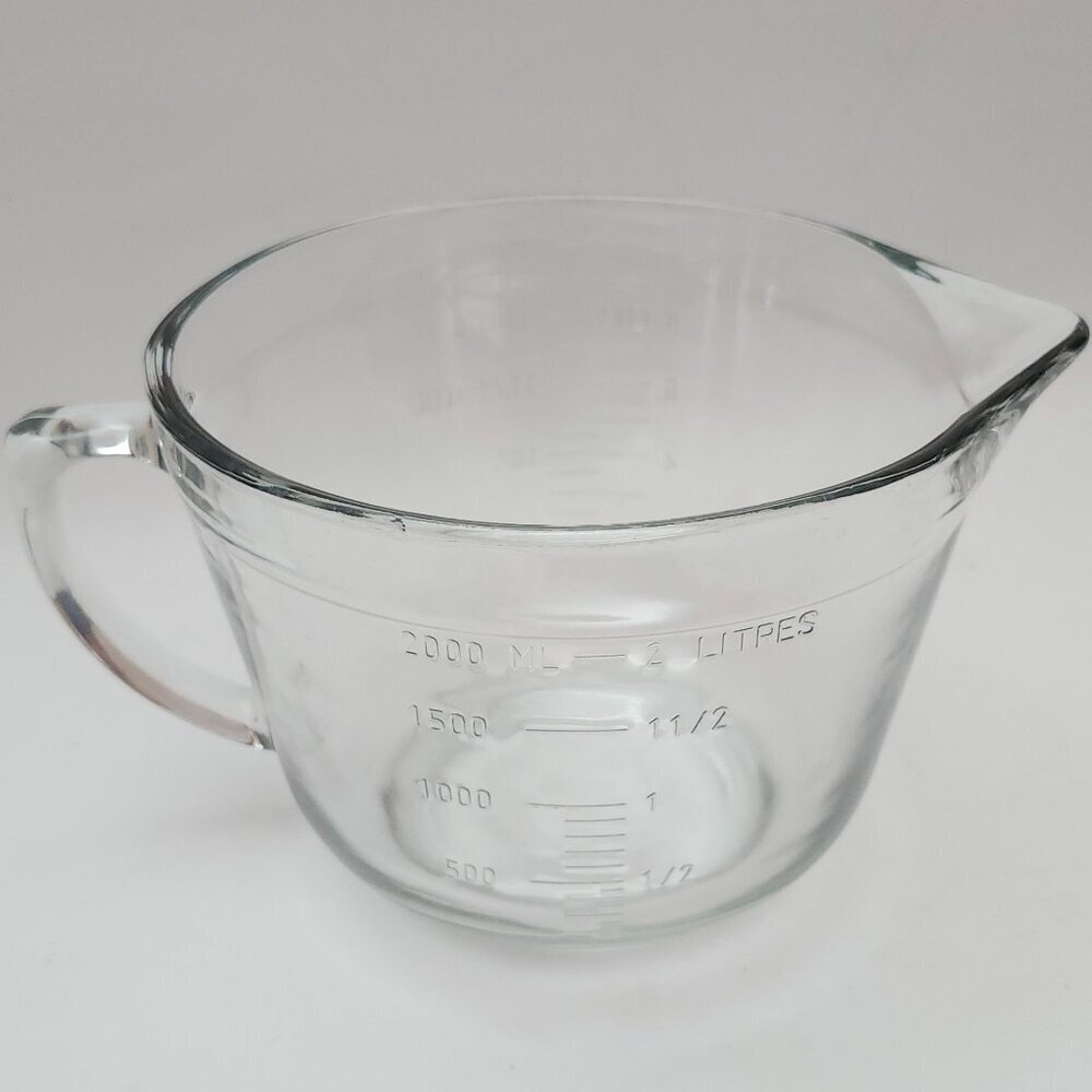 Vintage Fire King Anchor Hocking 8-cup 2qt 2L Batter Bowl Measuring Cup Large